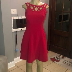 White/black house market